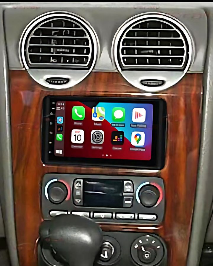 راديو Android ركّبته Bass Power في سيارة GMC Envoy
