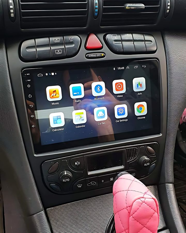 راديو Android ركّبته Bass Power في سيارة Mercedes-Benz C-Class W203